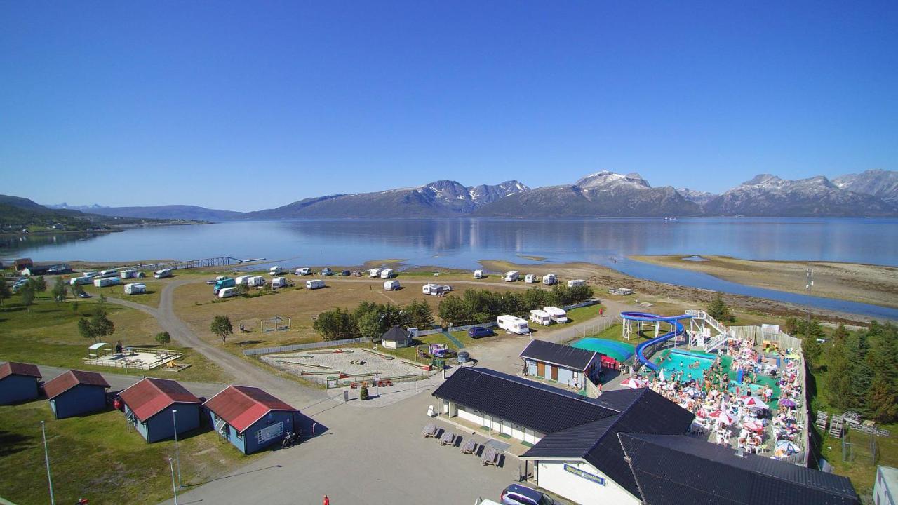 Skittenelv Lodge & Camping Тромсьо Екстериор снимка