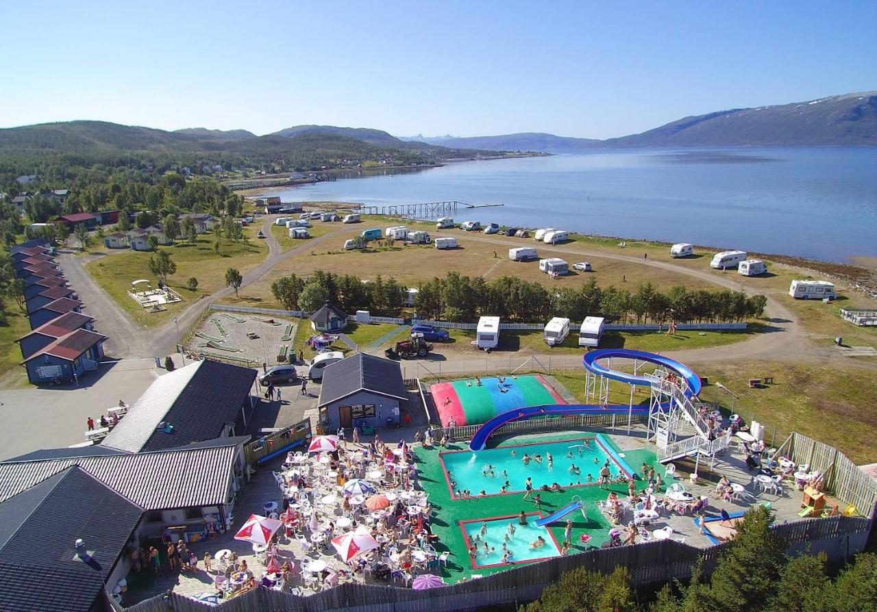 Skittenelv Lodge & Camping Тромсьо Екстериор снимка